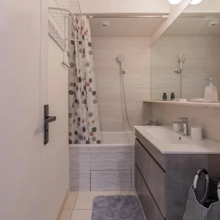 Aiguille Du Midi - Happy