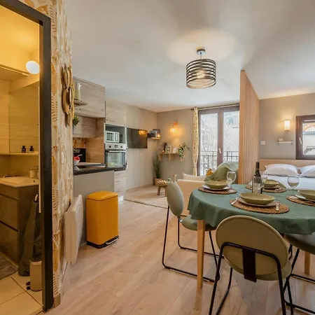 Aiguille Du Midi - Happy Chamonix Mont Blanc