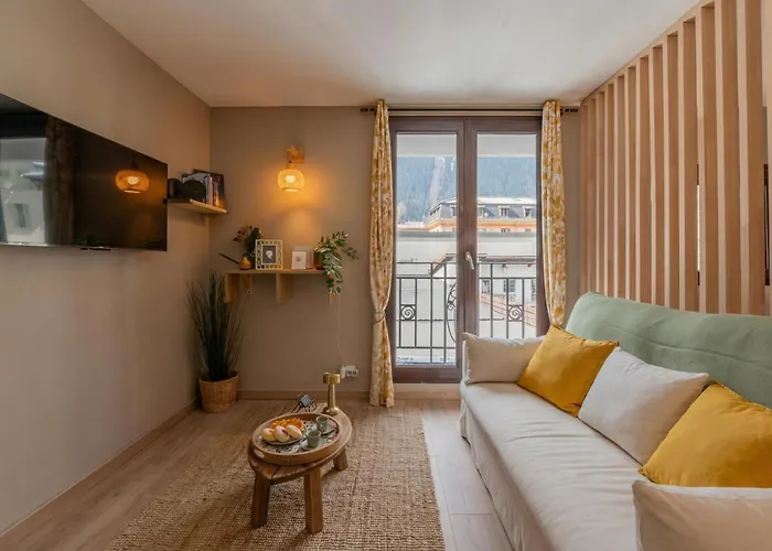 Aiguille Du Midi - Happy Chamonix Mont Blanc