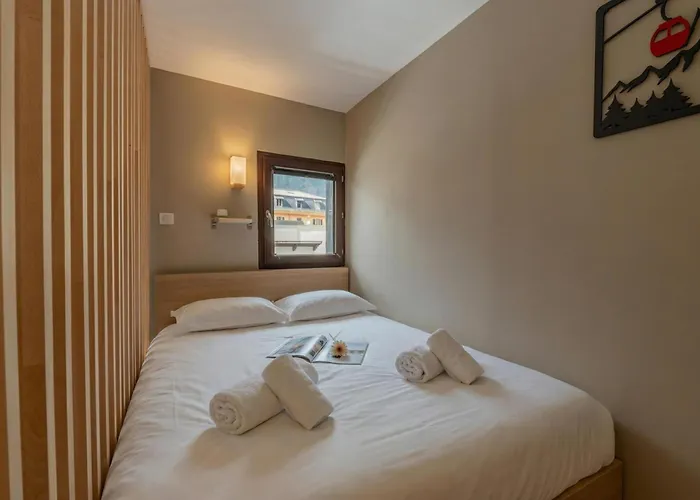 Aiguille Du Midi - Happy Chamonix Mont Blanc