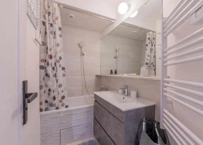 Aiguille Du Midi - Happy Chamonix Mont Blanc